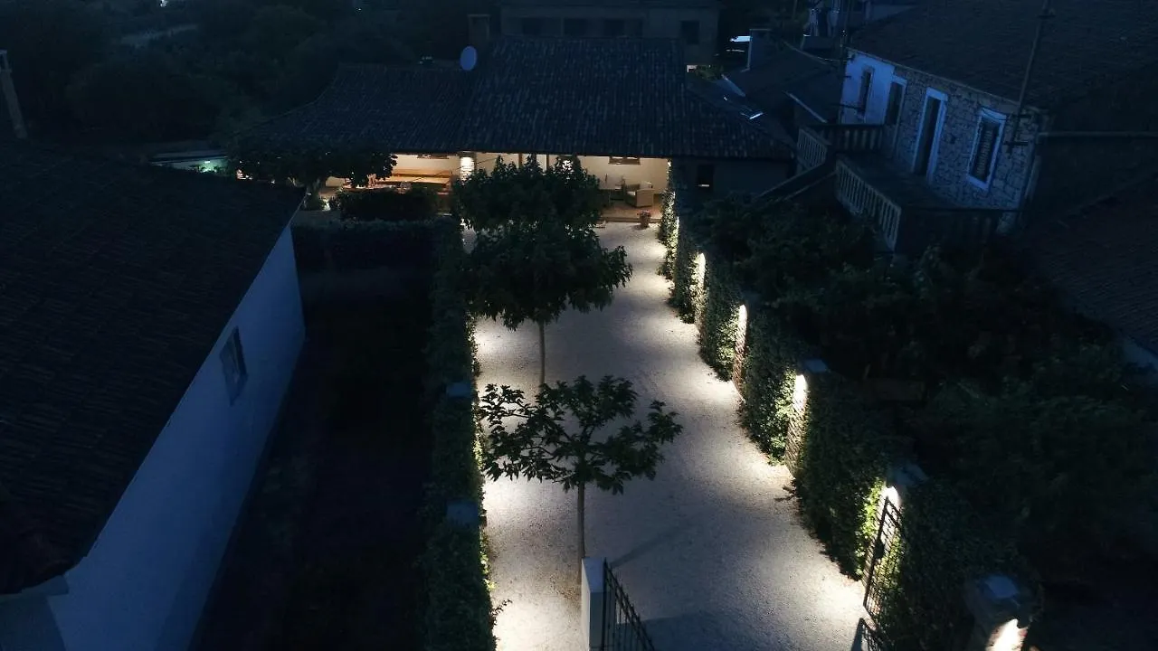 Villa Navita Augustinus With Pool Debeljak Holiday home