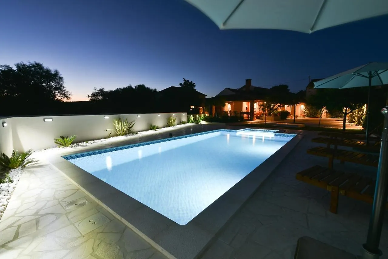 Villa Navita Augustinus With Pool Debeljak Croatia